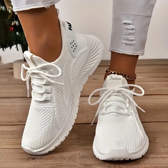 Fashionova Shoes - White Knit 'Fashion' Sneakers - Lightweight & Breathable Casual Shoes EU 38/ 7.5